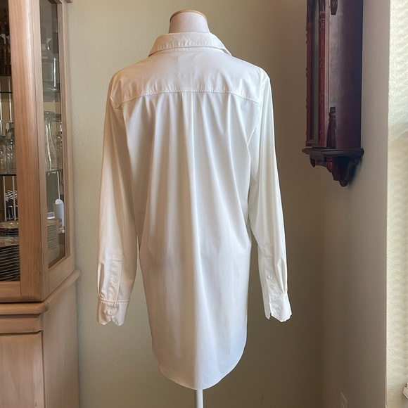 Lysse Schiffer button down size medium long sleeves - Picture 7 of 10